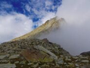 la nostra cima avvolta nella nebbia