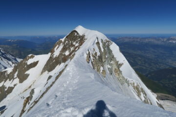 il tratto più affilato con la Bionassay sullo sfondo