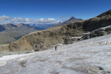 ghiacciaio assai scoperto