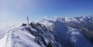 L'esile cresta per la cima