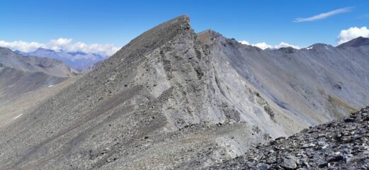 saliscendi in direzione della prima anticima della Punta Bagnà
