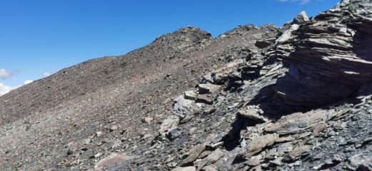 tratto di cresta che porta alla prima anticima della Punta Bagnà