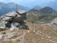 Salendo lungo la cresta; vista sul col Fetita