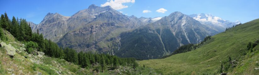 Grandioso panorama sulla Grivola e Gran Paradiso