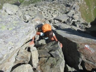 Qualche tratto di facile arrampicata