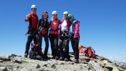 foto di gruppo in vetta al Piz Corvatsch
