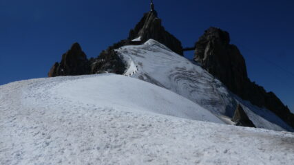 salendo verso l'Aiguille du Midi e la cresta finale