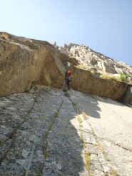Gian aggredisce il tettino di L3, facile nonostante le apparenze