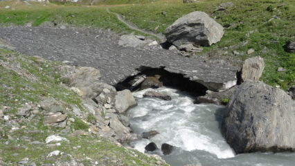 passaggio per il rifugio?