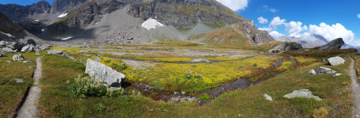 Pianoro sopra al rifugio della Ballotta