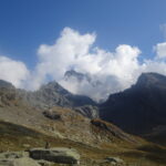 Nei pressi del refuge du Viso: il Monviso spunta tra le nuvole per pochi minuti