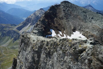 Vista sul Colle del Tournalin e cresta verso il Petit Tournalin