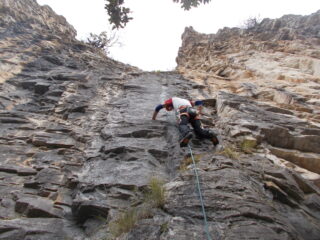 ancora Livio sul muro di 6b+ di Mafalda..