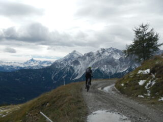 sullo sfondo  Monte Chaberton e Pic de Rochebrune