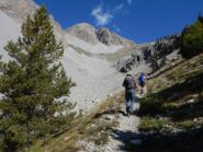 Il sentiero di avvicinamento alla cresta SE