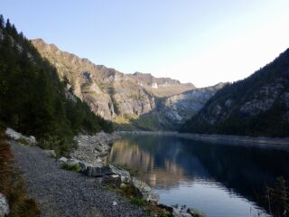 La parete dalla diga al mattino 