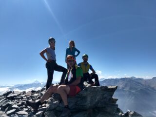 L allegra combriccola in vetta