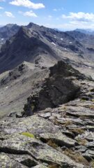 Il colle delle Muandes dalla cima