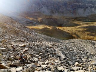 Pietraia sotto il col Manteau verso lago Djouan