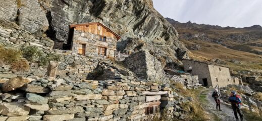 passando dalla Borgata Pietramorta