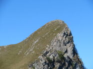 zoom sulla vetta, con due salitori