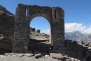 L'arco di entrata al forte