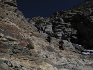 Poco sotto il ghiacciaio dell'Ape 