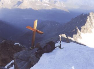croce in vetta gran combin de valsoney