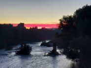 Partenza da Torino: alba sulla Stura. 
Preso da Torino Stura il treno per Chivasso