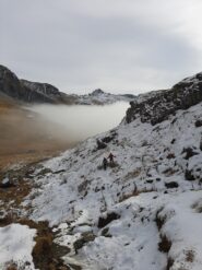 Salendo al lago Battaglia