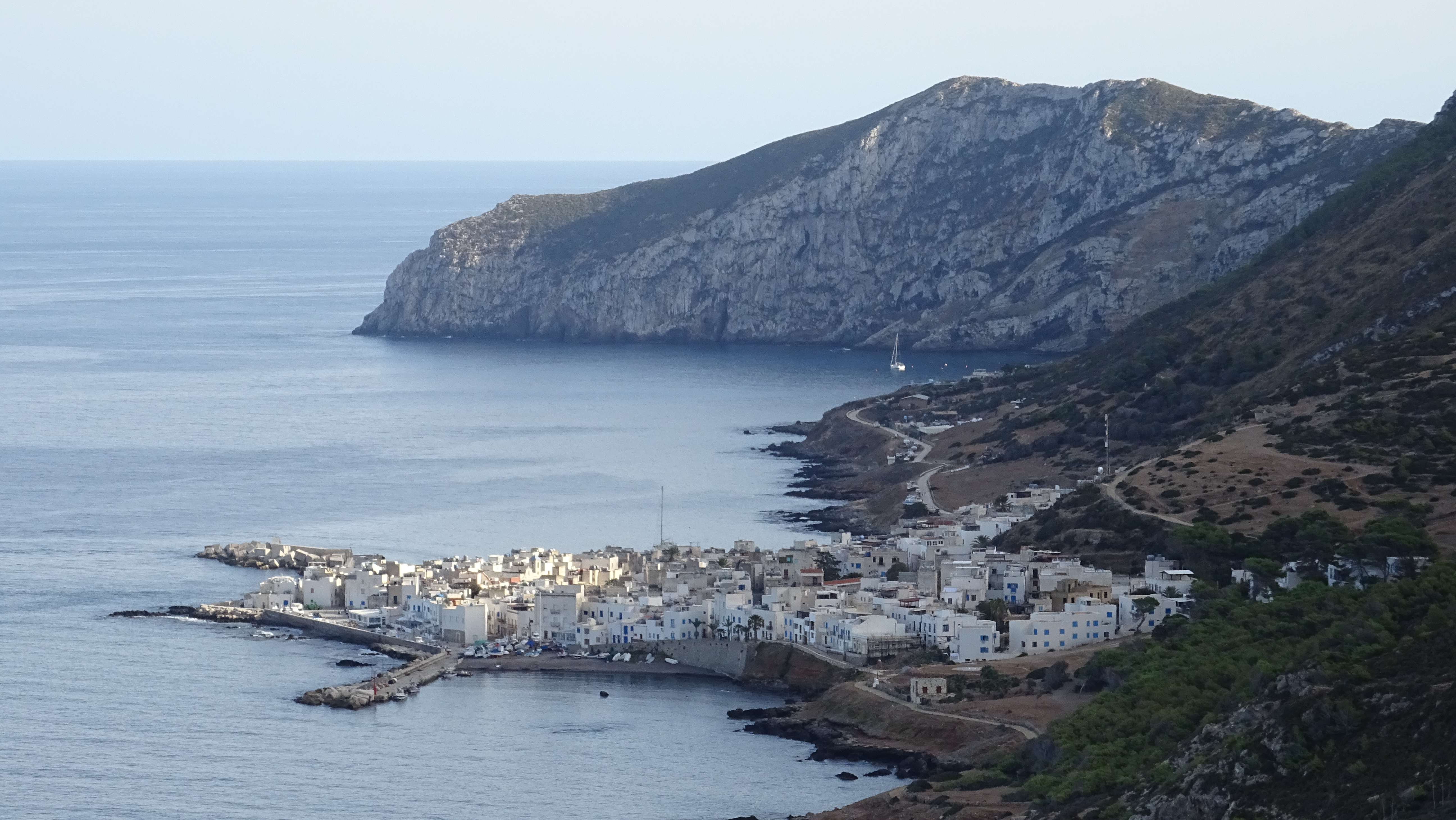 Zoomate su Marettimo e P.ta Bassana.