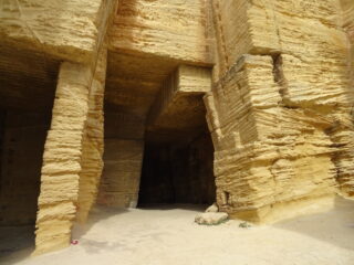 Cave di Cal Bue Marino.