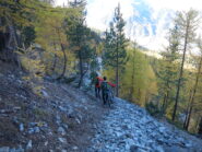 dopo l'arco alcuni tratti non ciclabili