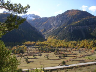 Pian del colle visto dalla ferrata.