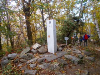 il cippo sul Monte Pagliano