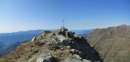 Bieteron con la nuova croce