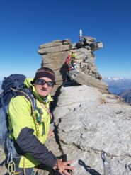 L'Alpinismo ha la forza di creare gli uomini e di allargare i loro orizzonti!! (W.Bonatti)