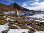 Sul fondo il Morion con il versante sud