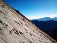 Sulle belle placche appoggiate dell'Aia della Regina