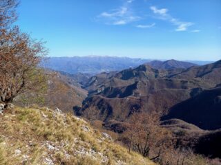 Verso la Garfagnana dalla Foce di Petrosciana