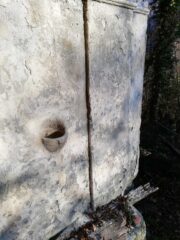 Acquasantiera alla Cappella Bodisciera