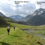 Entriamo nel lungo vallone del Plan de l'Alpe.