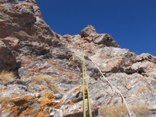 la doppia di 15mt esatti  all'intaglio  prima del passo chiave..