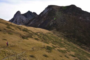 Verso il pendio Nord del monte Castello