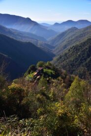 La valle di Canate dal sentiero verso la cresta