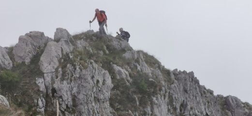 l'arrivo in vetta al Monte Toraggio