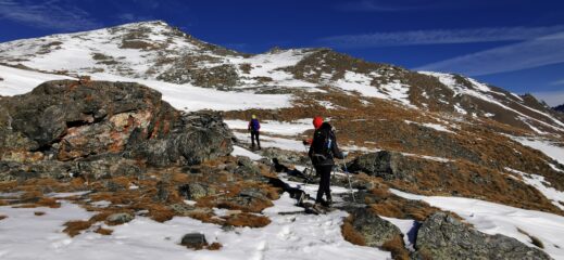salendo lungo la dorsale SO verso la cima SO del Pelvo