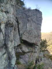 Terzo tiro, si entra dentro, no chiodi ne fix, li dentro c'è il pericolo del masso appoggiato