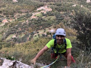 Fede in cima al secondo tiro
