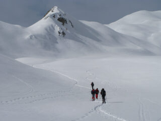 arrivando nel pianoro sotto la punta di quota 2515 m